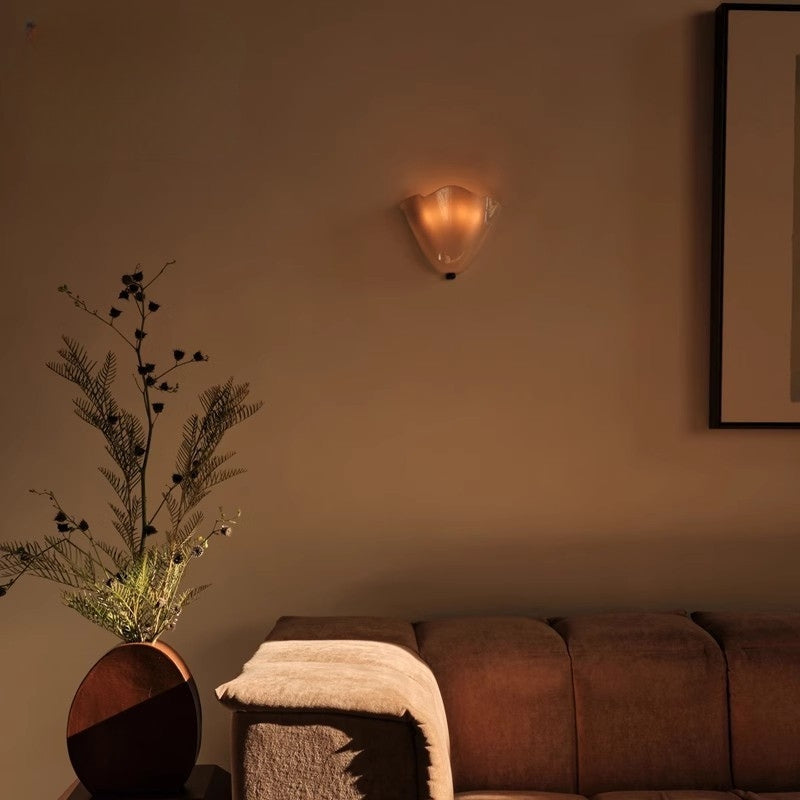 Kinkiet Salonowy Falisty Klosz | Do Salonu