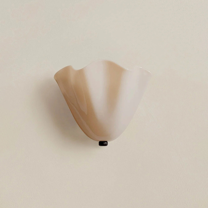 Kinkiet Salonowy Falisty Klosz | Do Salonu