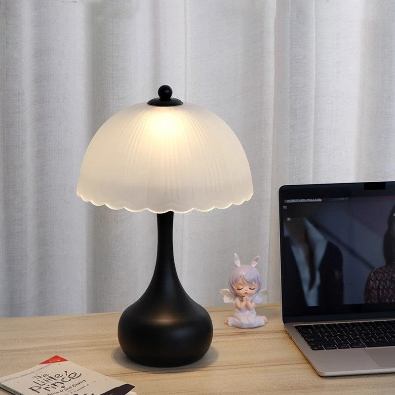 Lampa Nocna Szklany Klosz Czarna | Sypialni