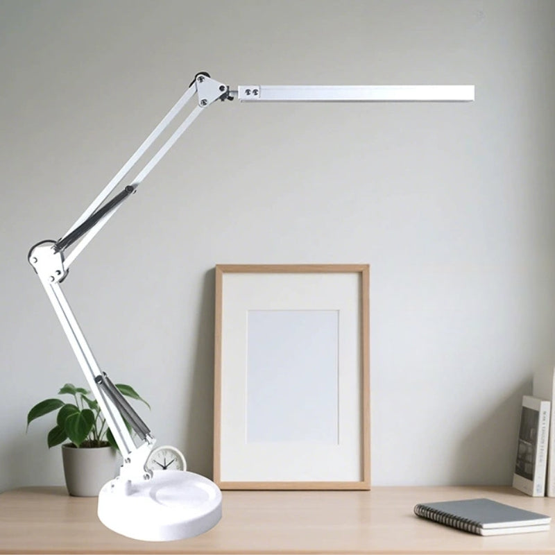 Lampka Na Biurko Regulowana Do Czytania i Pracy | LED